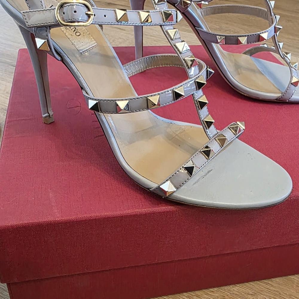 Valentino Garavani Studded Silver Heels